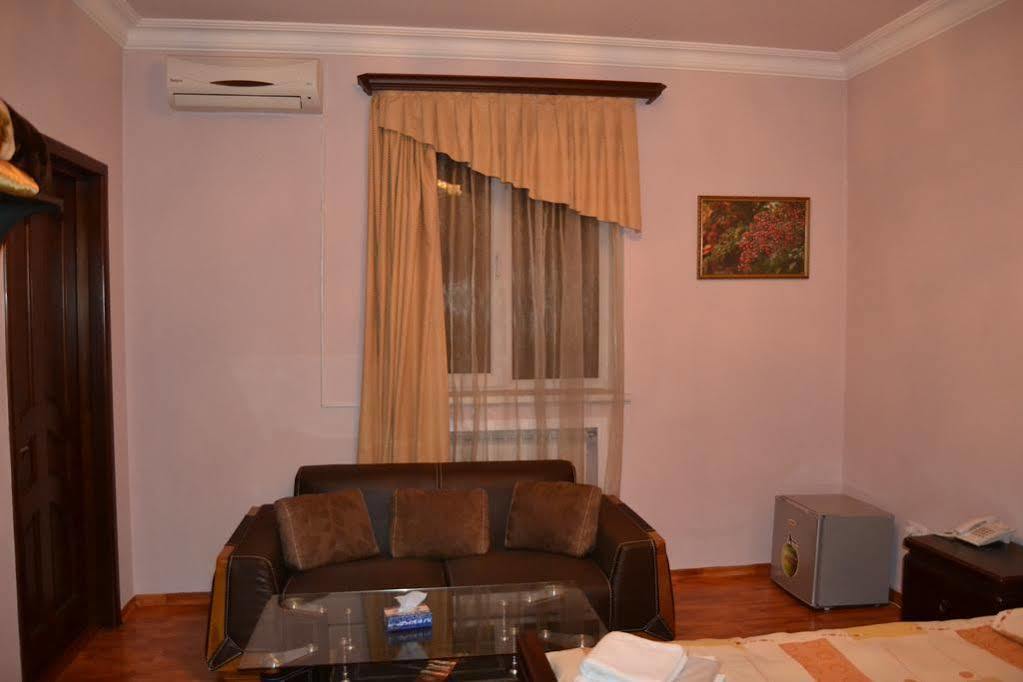 Gyumri Hotel Erywań Zewnętrze zdjęcie